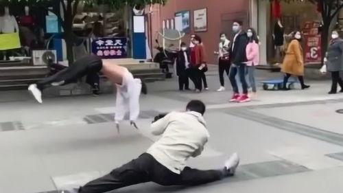 成人能做劈叉吗视频,成人也能轻松做到的神奇动作