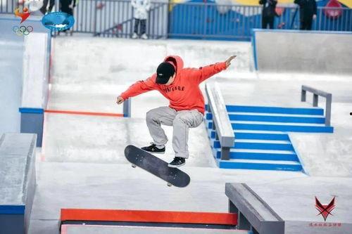 成人滚珠滑道比赛视频播放,成人滚珠滑道比赛精彩瞬间回顾