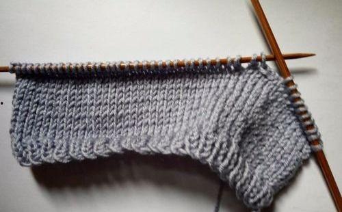 成人毛衣收边视频讲解,跟随视频学习专业编织收尾